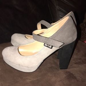 Candies size 7 Mary Jane pumps